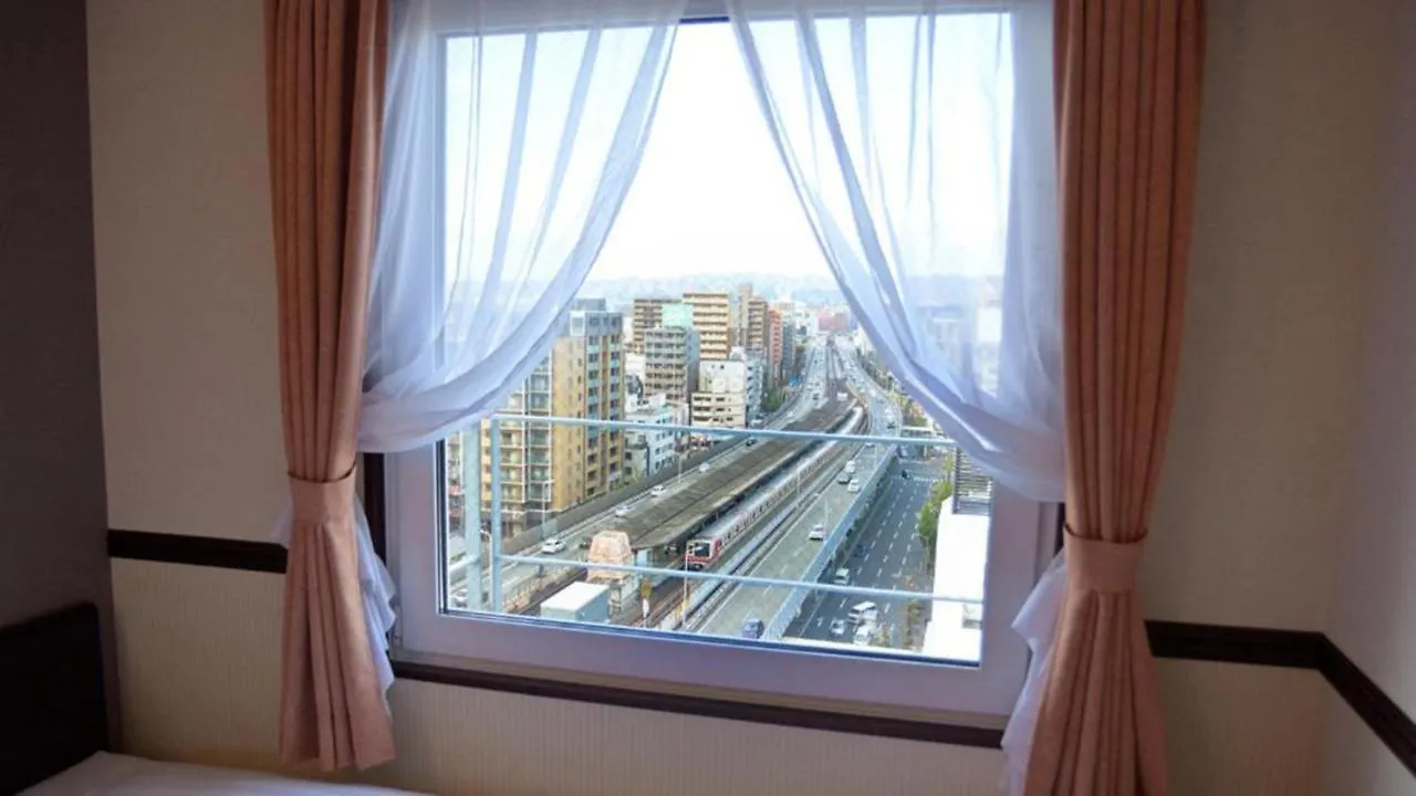 Toyoko Inn Shin-Osaka Higashi-Mikuni Ekimae 3*, Osaka Japan