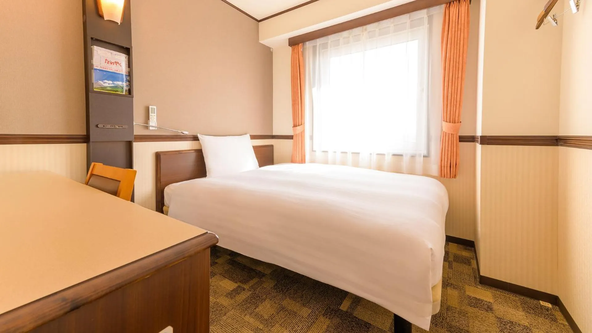 Toyoko Inn Shin-Osaka Higashi-Mikuni Ekimae Hotel Osaka