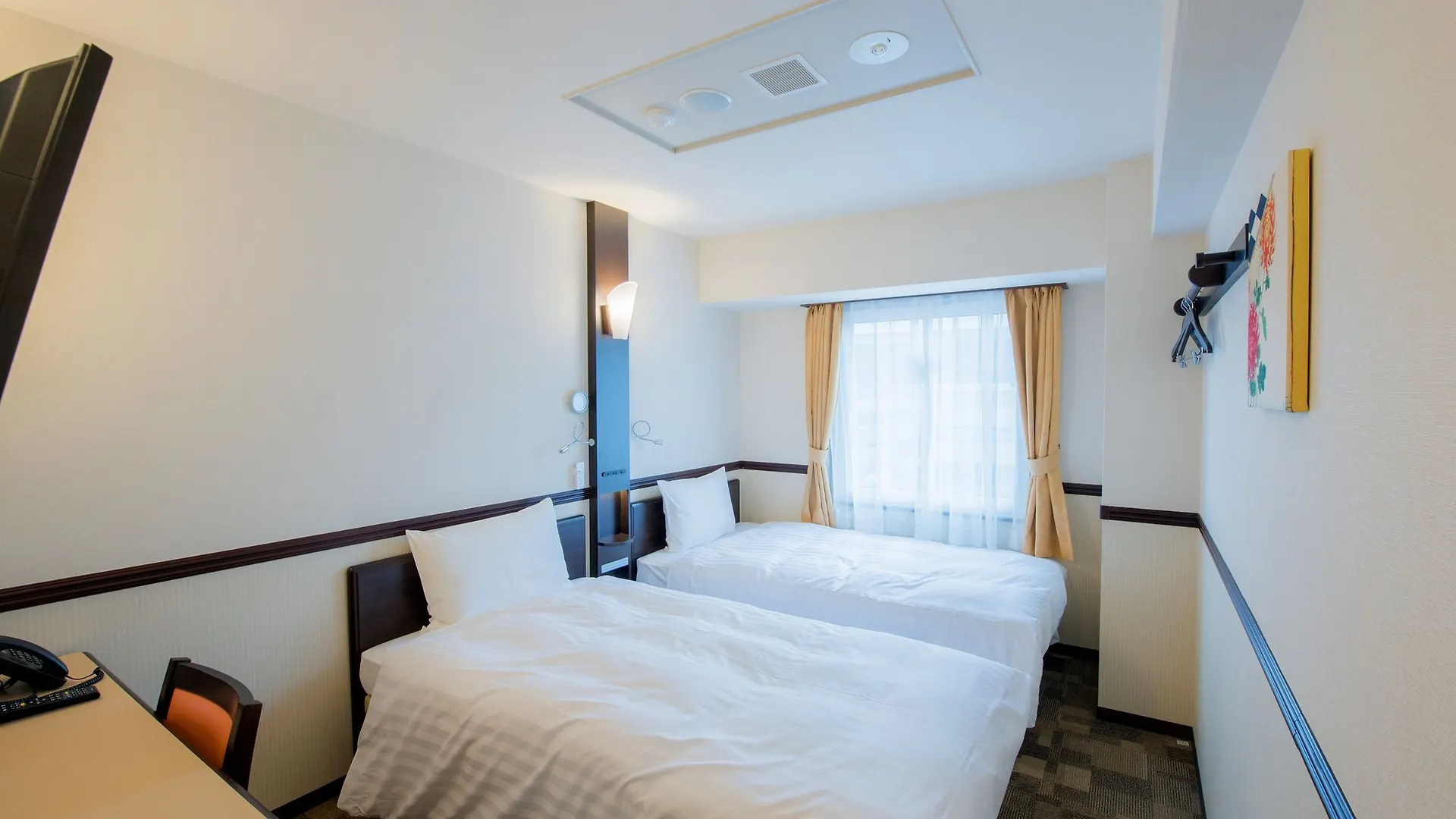 Toyoko Inn Shin-Osaka Higashi-Mikuni Ekimae 3*, Osaka Japan